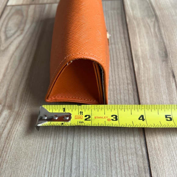 Tory Burch Eyeglasses Case - Picture 7 of 10